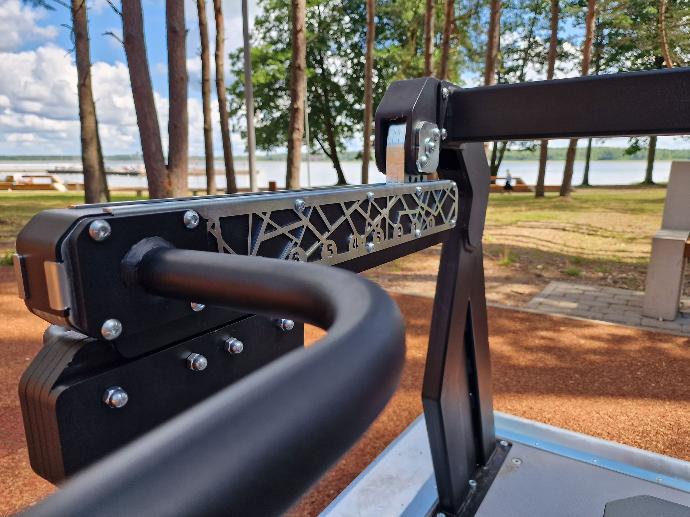 Outdoor gym machines