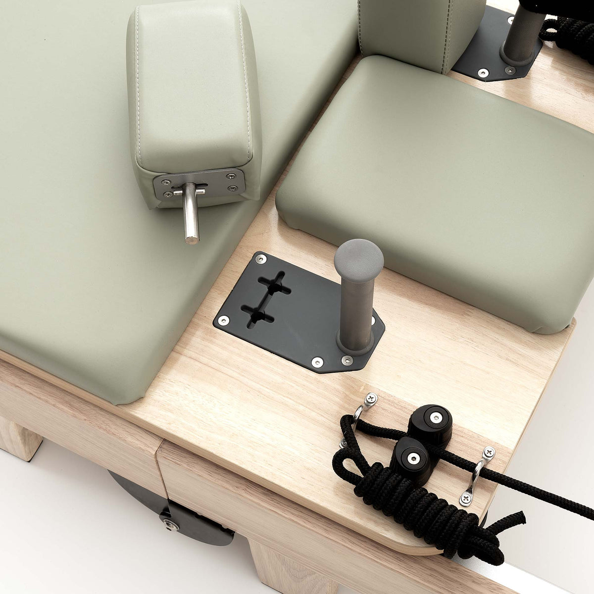 WOODEN FOLDING REFORMER