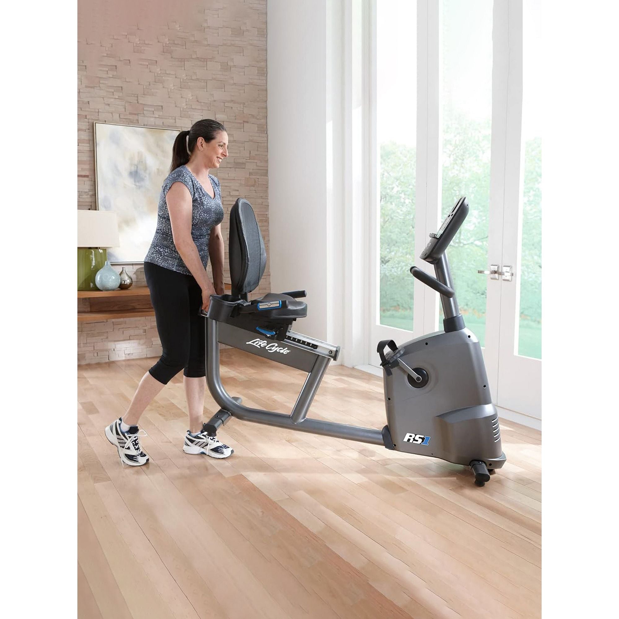 Life Fitness RS1 Recumbent Bike | Go Console
