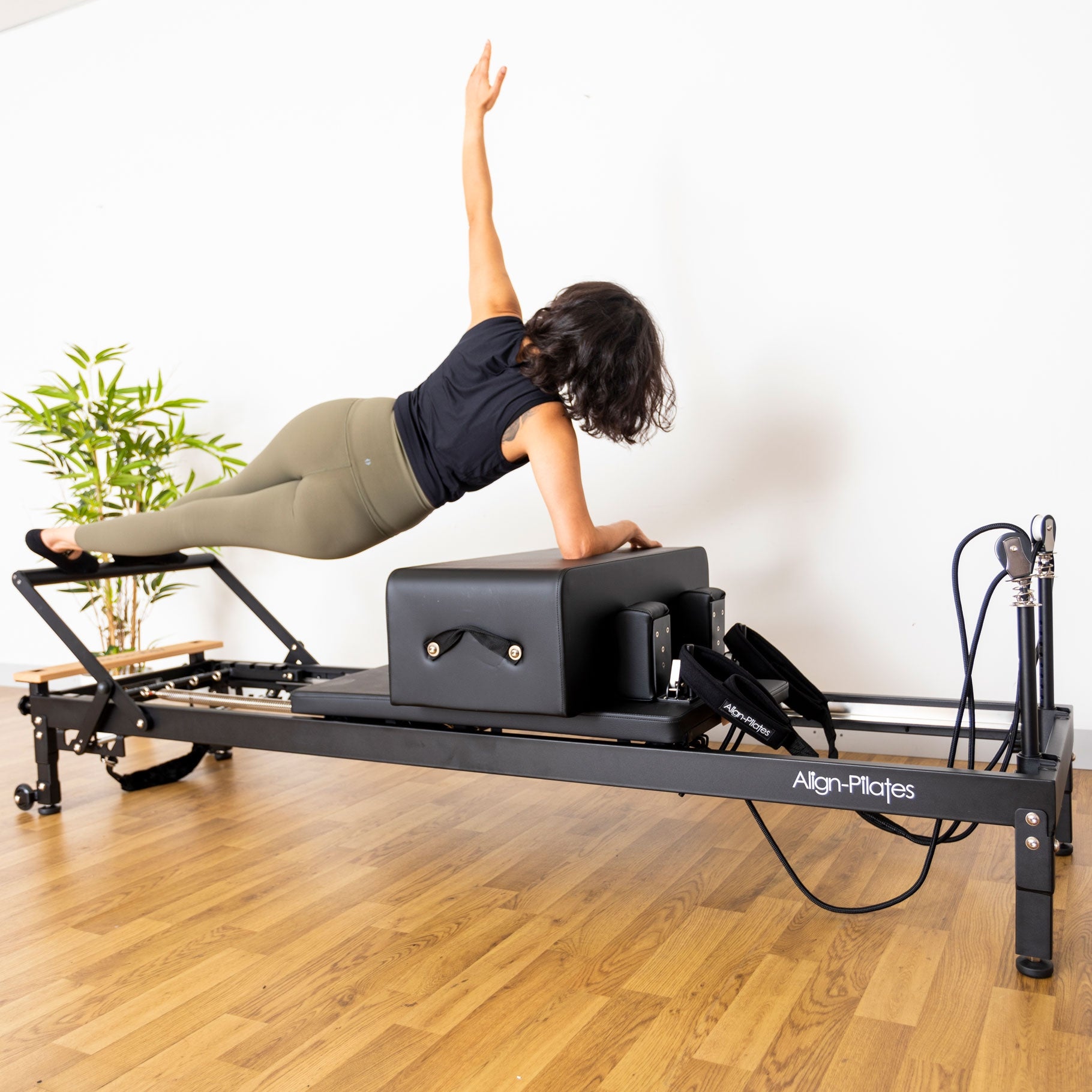 Align-Pilates Curved Pro Reformer Sitting Box