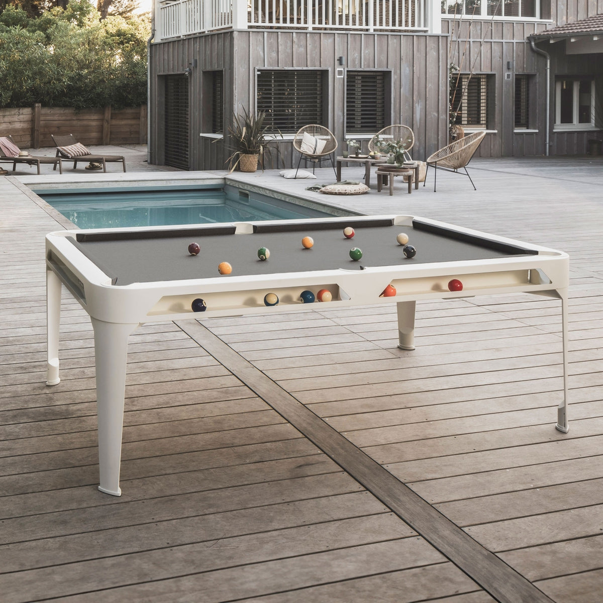 Cornilleau Hyphen Indoor Outdoor Billiard Table - White — view 2