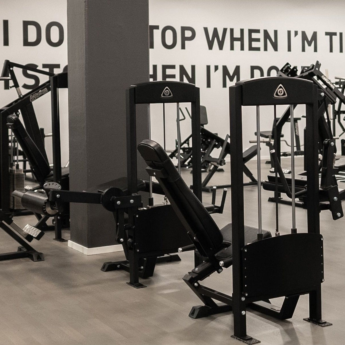 Gymleco LegFlex Adjustable Curl Machine — view 3