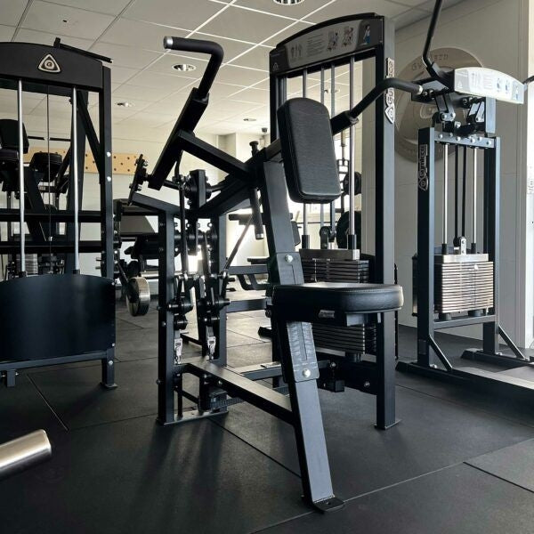 Gymleco ShoulderFlex Front Press Machine — view 2