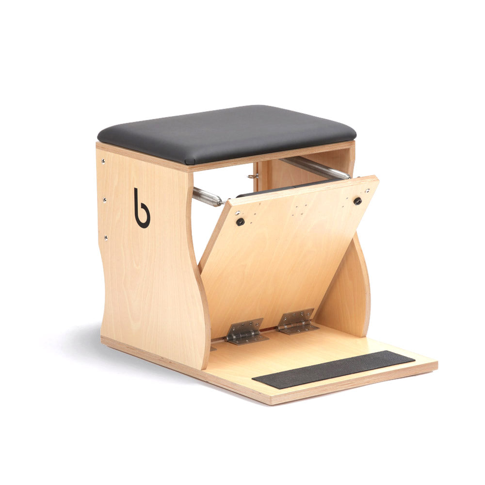 Universal Wunda chair